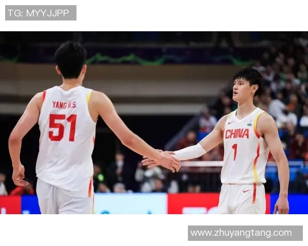 深圳篮球队配合默契创新高助力球队在联赛中崭露头角