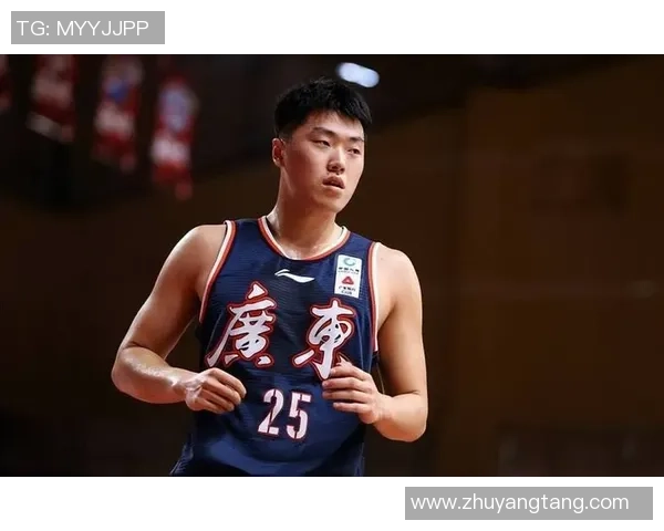 深圳篮球队在冠军赛中的强势表现与未来展望分析 深圳篮球队在冠军赛中的强势表现与未来展望分析